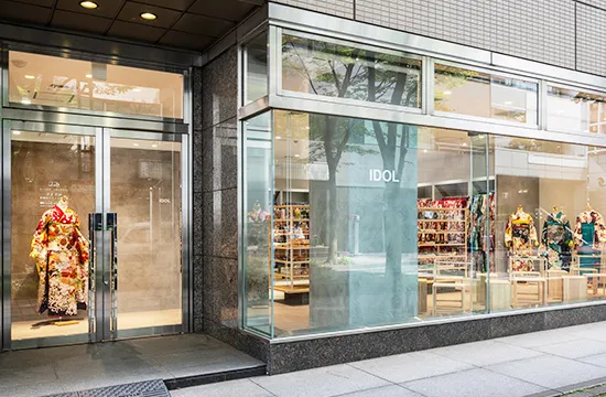 アイドル新横浜マリノス通り店